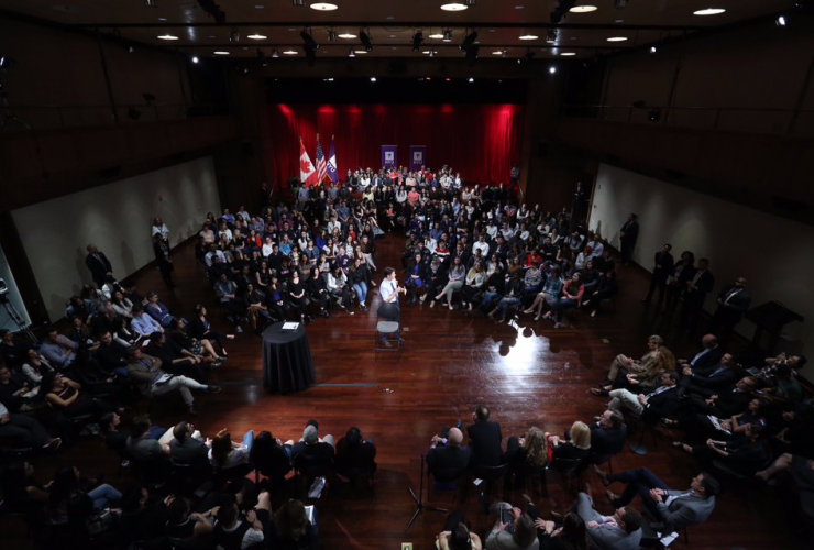 Justin Trudeau addresses a crowd in New York City Friday morning ahead of signing the Paris Accord. Photo from Twitter