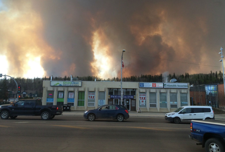 Fort McMurray fire, Fort Mac fire, #ymmfire, wildfires, Fort McMurray 