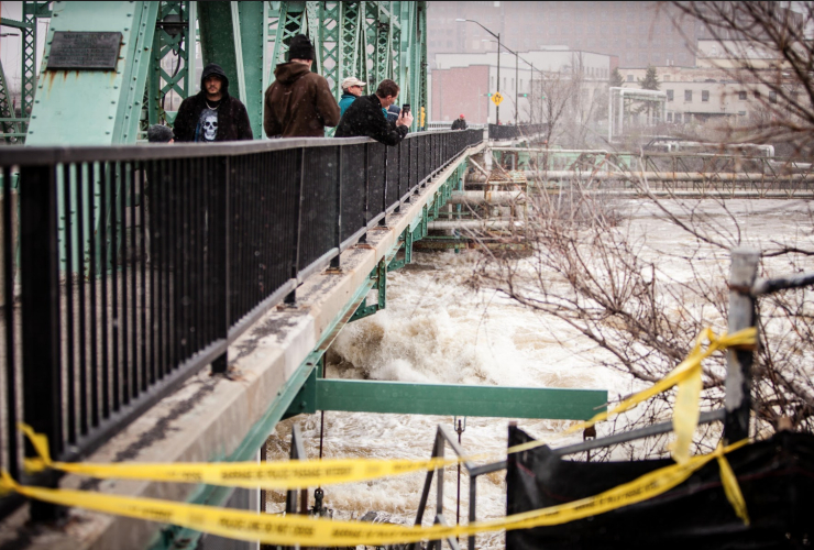 Chaudière Bridge, Gatineau, Quebec, flooding, 