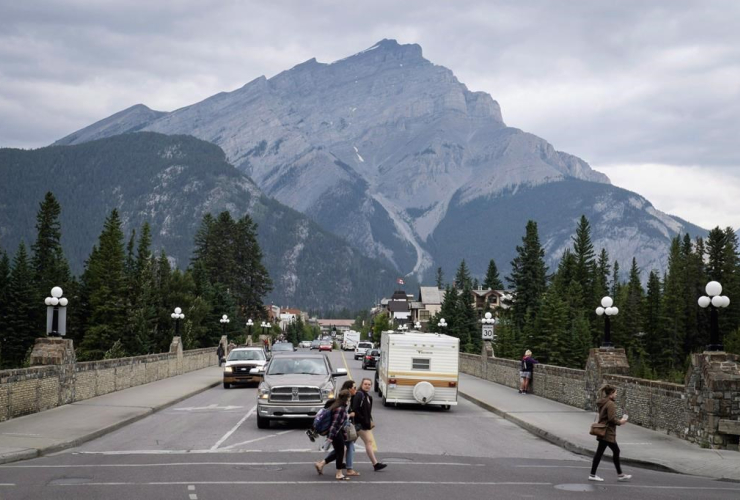 forest fires, Alberta, British Columbia, Banff, Banff National Park,