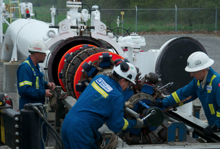 Pipeling pigging, TransCanada Corp., Maple Compressor Station