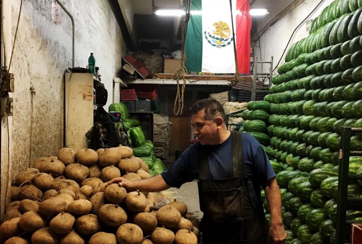 Jorge Guzman, stall, Mexico City, Central de Abasto, 