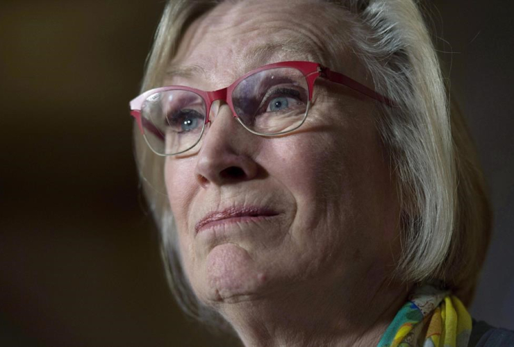 Crown-Indigenous Relations, northern Affairs Minister, Carolyn Bennett, 