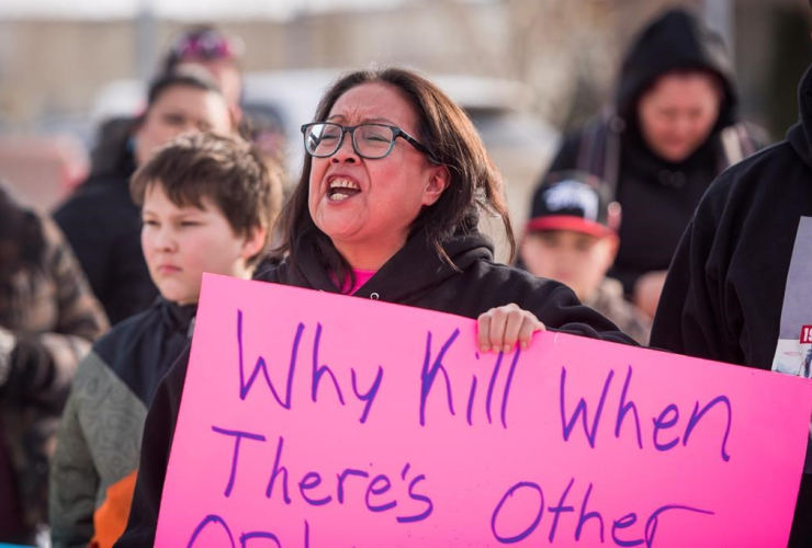 Colten Boushie, Debbie Baptiste, demonstrators, courthouse, North Battleford, 