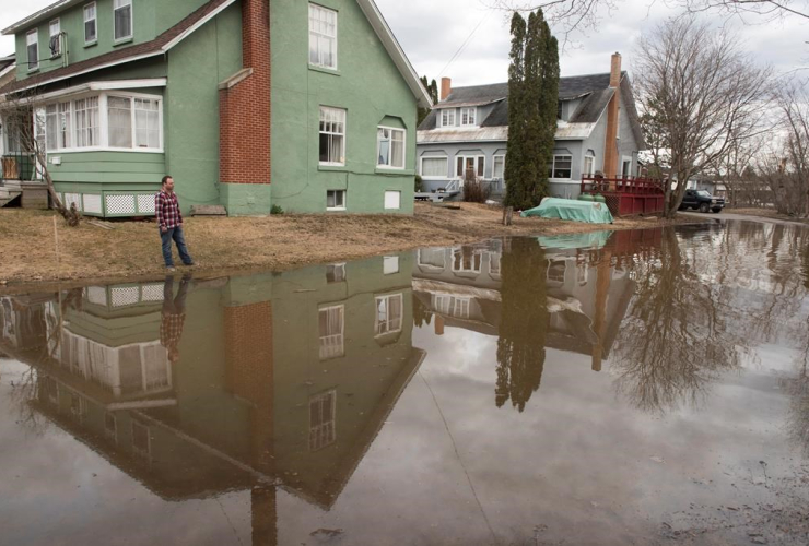 Michael Greenspade, flood waters, Nashwaak River, Fredericton, New Brunswick,