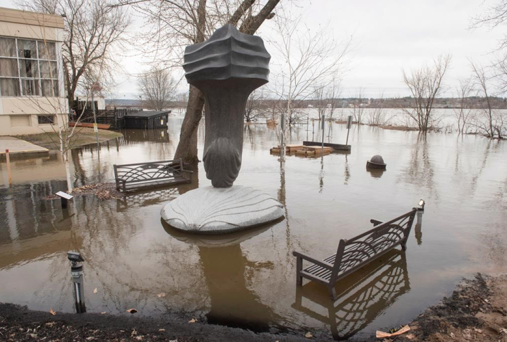 artwork, Beaverbrook Art Gallery, Flood water, St. John River, Fredericton, 