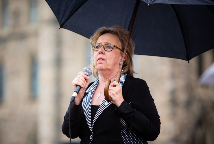 Green Party of Canada, Elizabeth May, Kinder Morgan, Trans Mountain