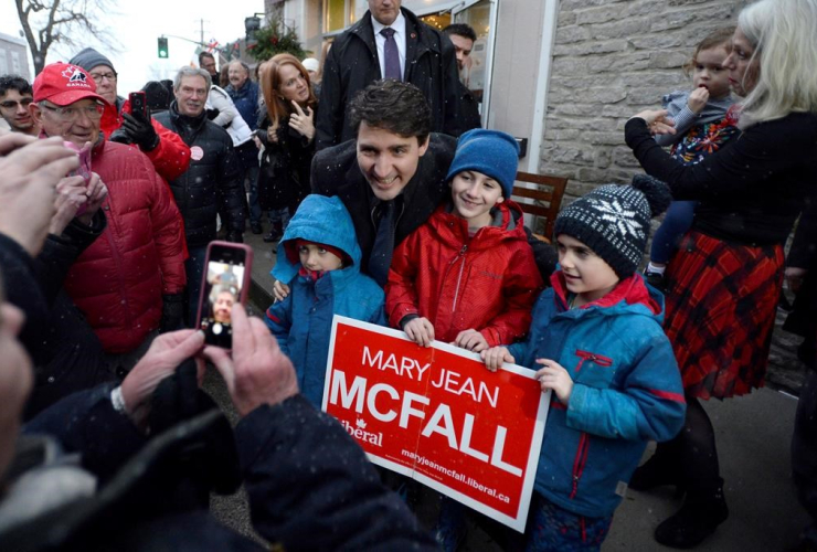 Prime Minister Justin Trudeau, supporters, Mary Jean McFall, Liberal candidate, Leeds Grenville Thousand Islands, Rideau Lakes, Brockville, 