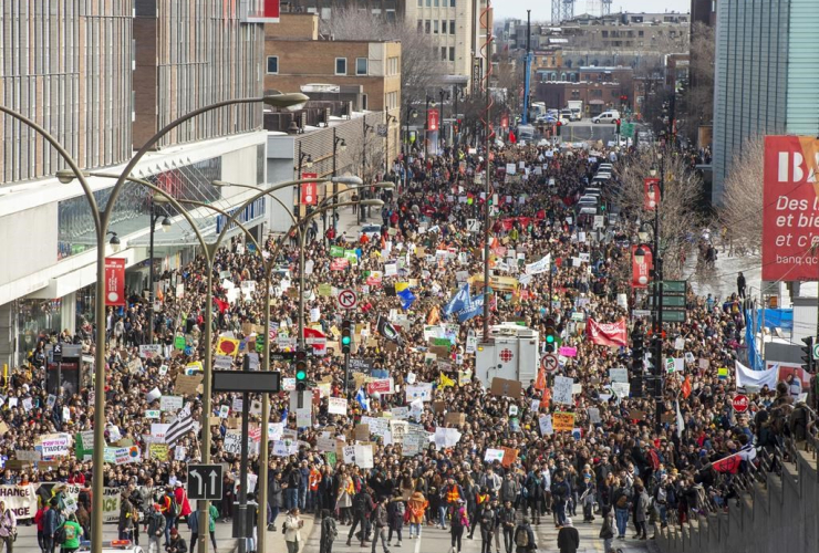 Students, demonstration, protest, climate change, 