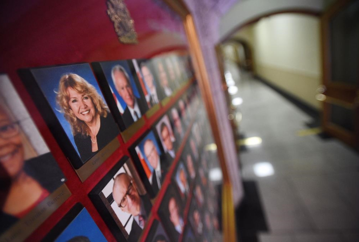 Senator Lynn Beyak, Senators official portraits, Senate, Parliament Hill,