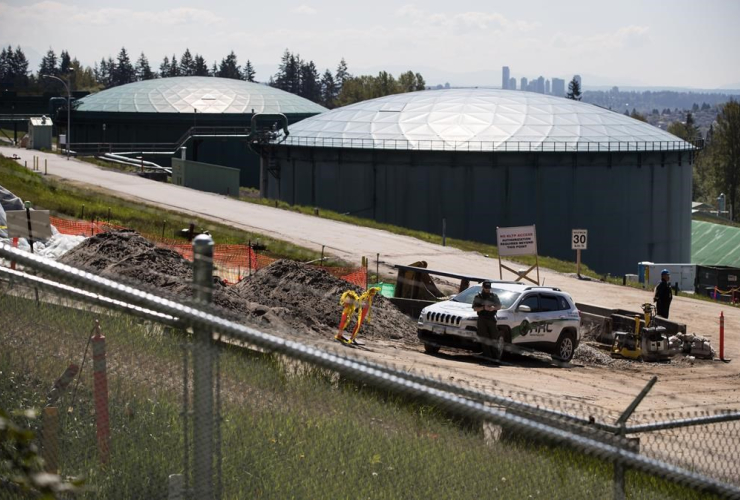 security guard, construction workers, Kinder Morgan Burnaby Terminal, tank farm,