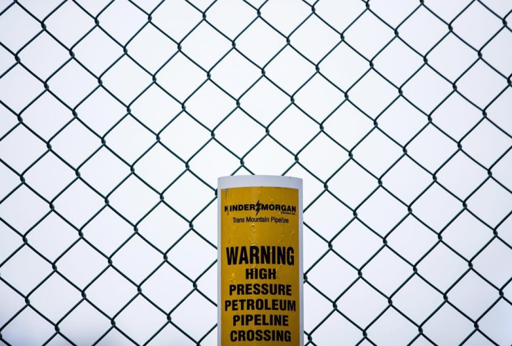 sign, warning, underground petroleum pipeline, Kinder Morgan, Trans Mountain Pipeline, Burnaby, 