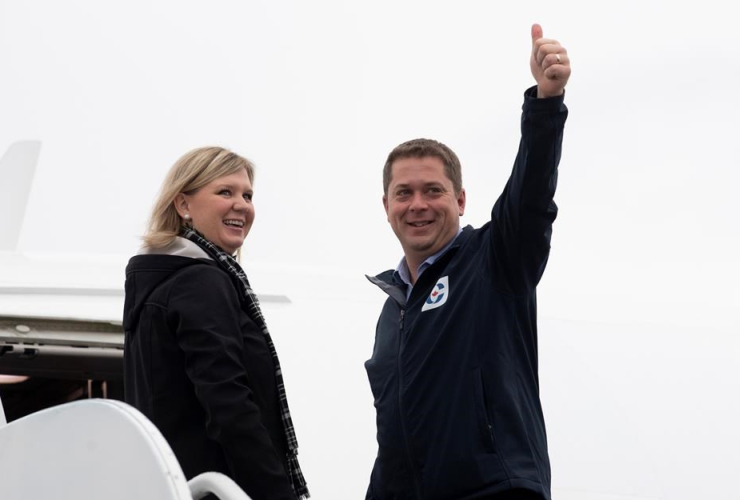 Conservative leader Andrew Scheer, wife, Jill, campaign plane, Ottawa, 