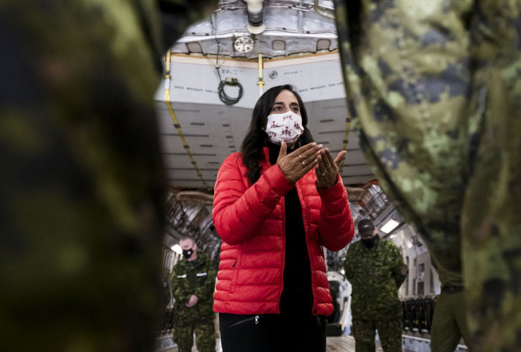 Anita Anand, CC 177 Globemaster aircraft, Canadian Forces Base Trenton, 