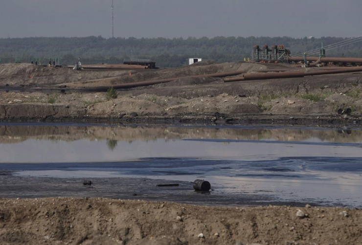 Suncor tailings pond,