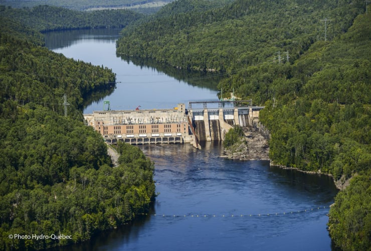 Hydro-Quebec's Rapide-Blanc generating Station in Mauricie, P.Q | Photo: Hydro-Quebec