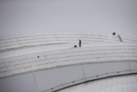 Workers, Rogers Centre, CN Tower, falling ice,