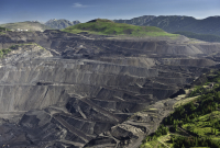 striking picture of a coal mine in B.C.'s Elk Valley