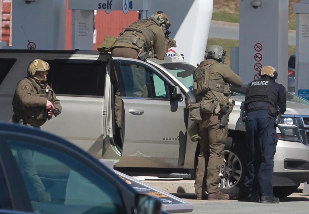 RCMP officers, gas station, Enfield,