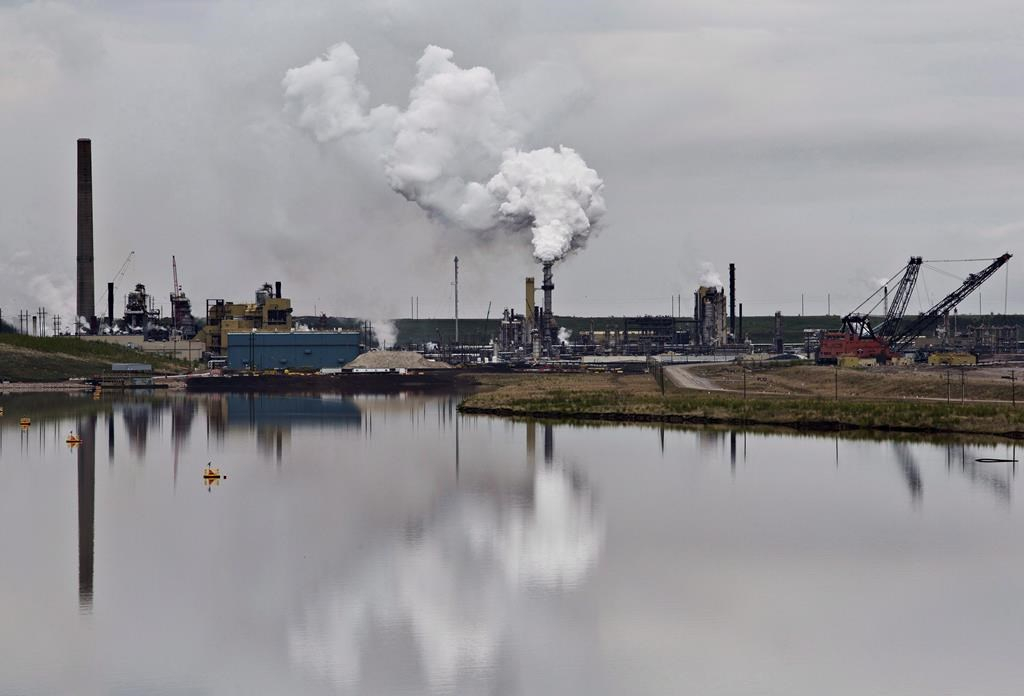 oil sands extraction facility, tailings pond, Fort McMurray, Alberta,