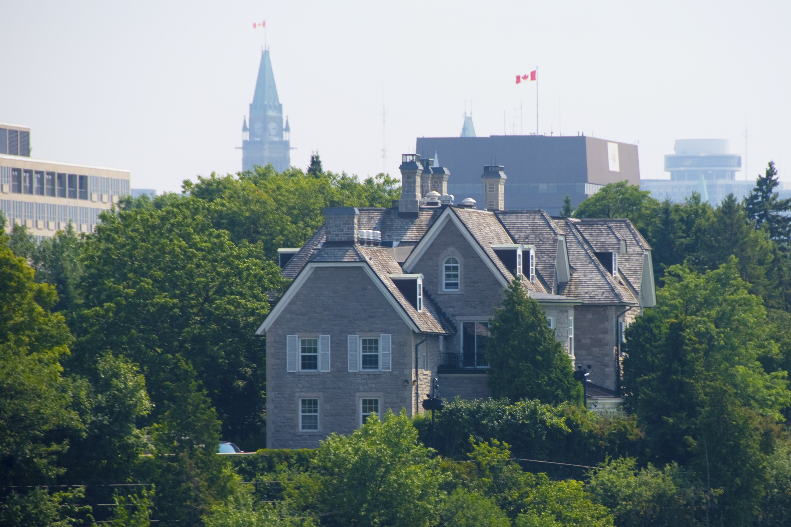 canadian mansion becomes symbol disintegration