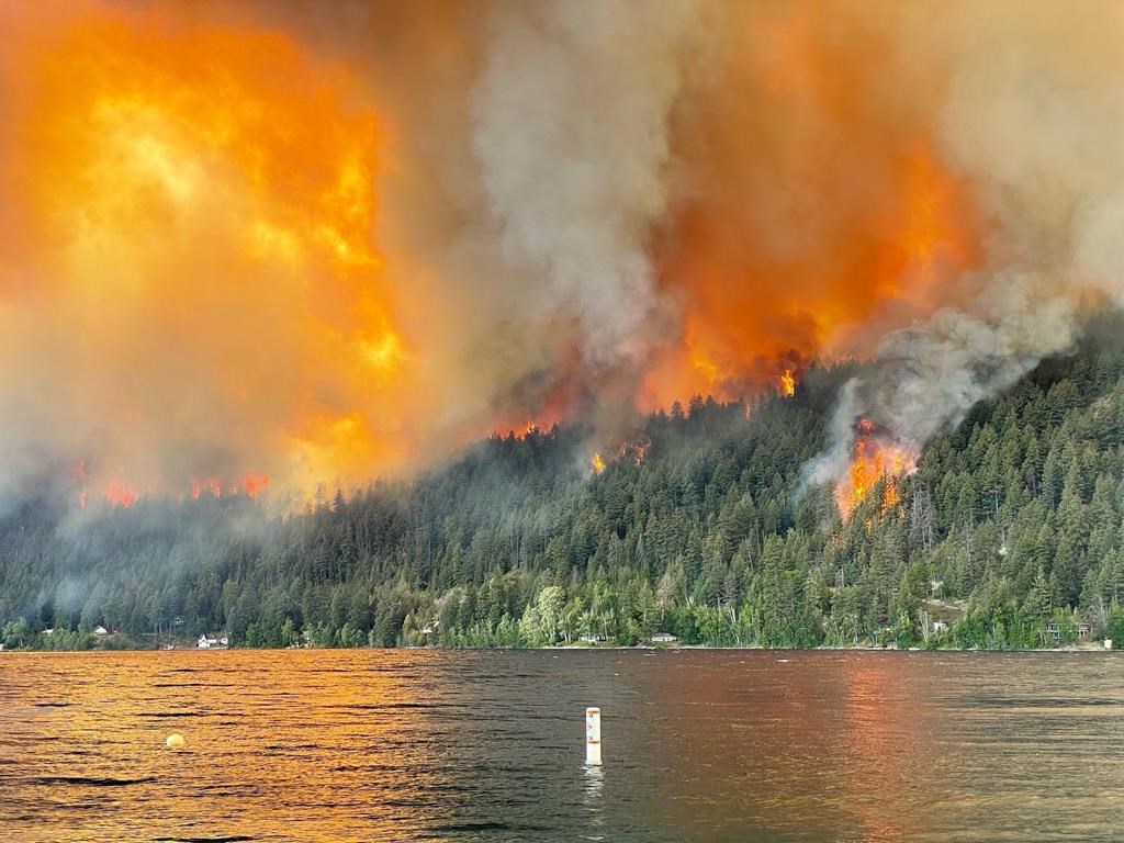 Out-of-control Wildfire Prompts Urgent Evacuations North Of B.C. Resort ...