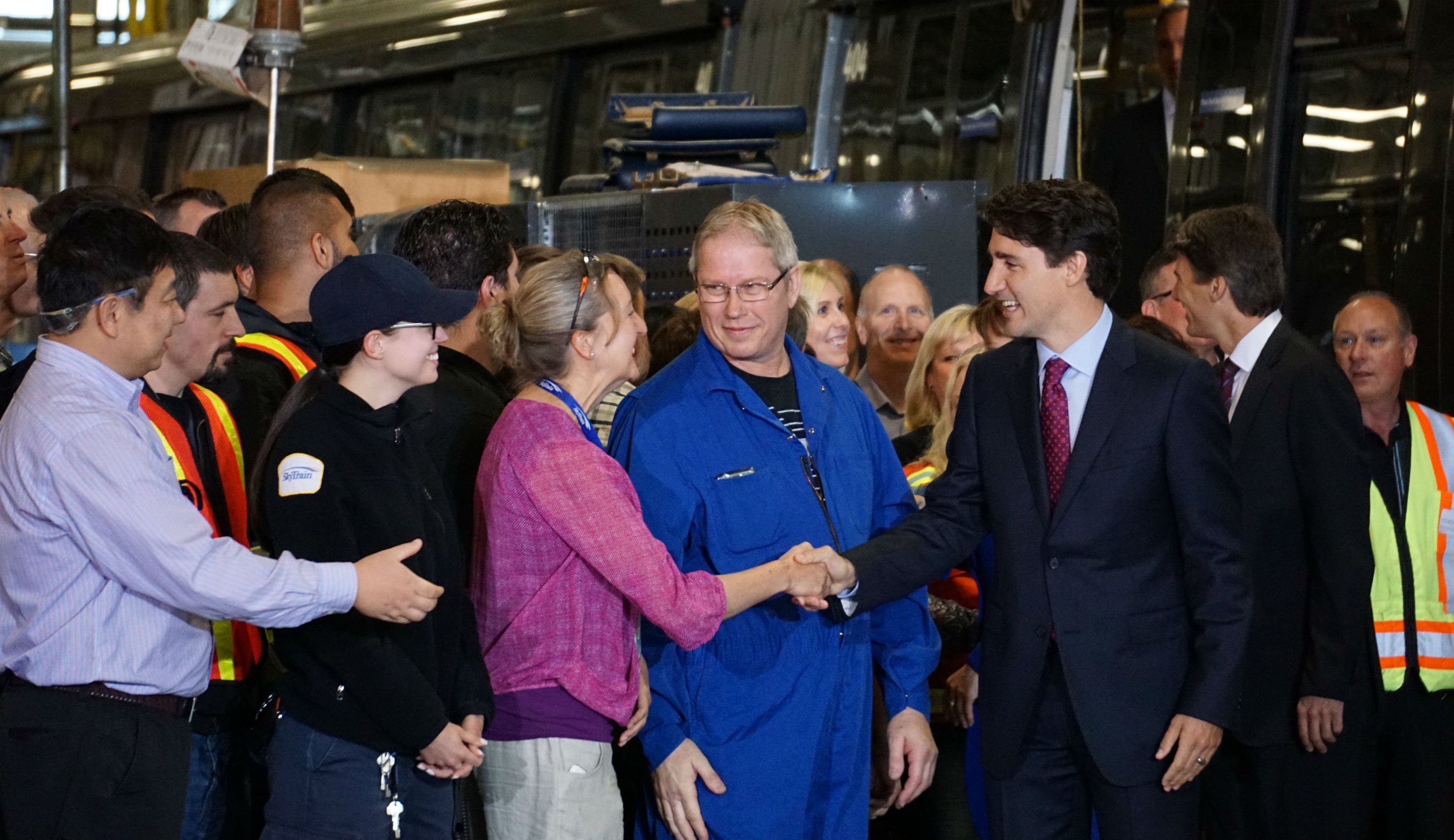 Trudeau Gives B.C.'s Christy Clark A Transit Boost After Train Ride ...