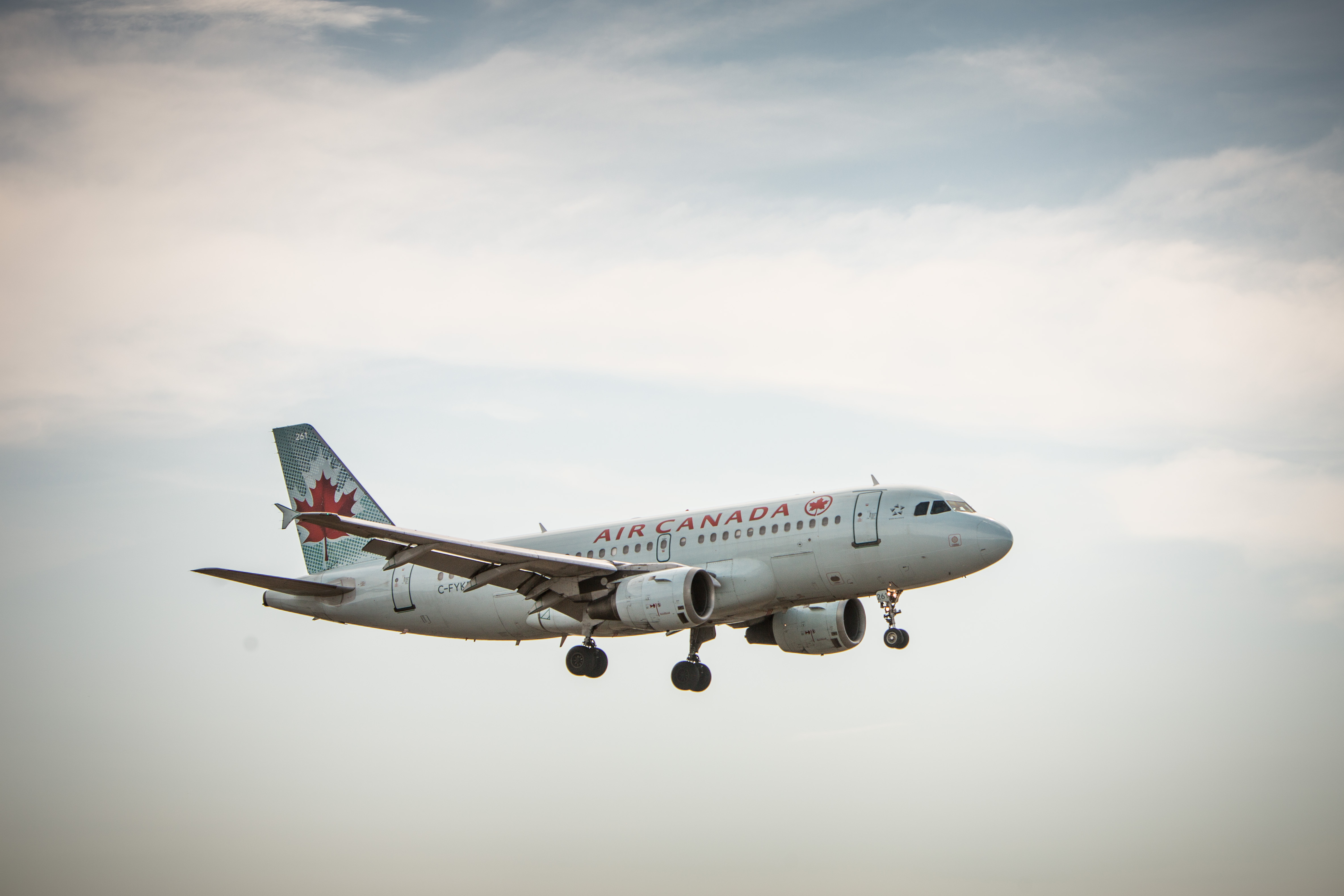 Transport Canada defends loosening rules for aircraft pilots