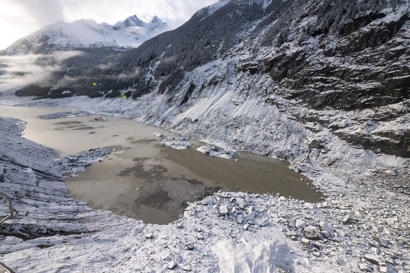 Massive Landslide In B.C. Caused 100-metre-high Tsunami, Set Off ...