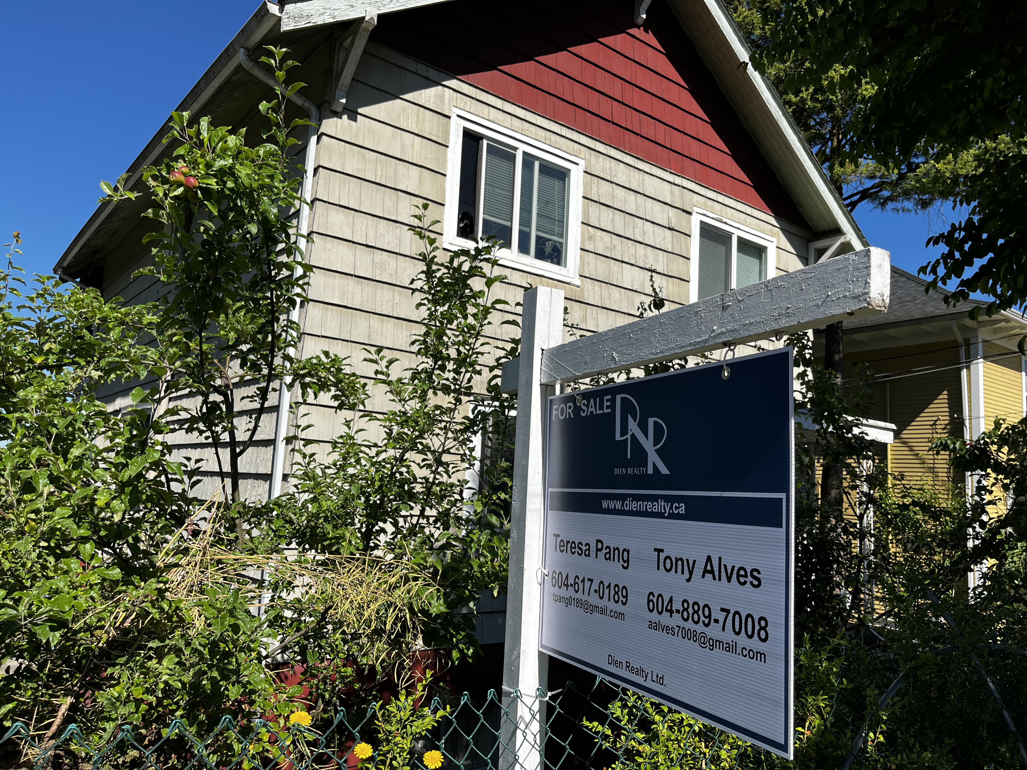 Vancouver auctions off homes with unpaid taxes