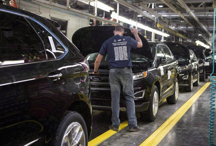 New Ford Edges, production line, Ford Motor Company, Ford Edge, Ford Assembly Plant, Oakville, 