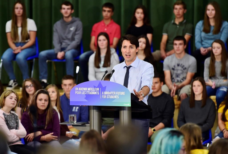 Prime Minister Justin Trudeau, l’ecole secondaire catholique Cite des Jeunes, Kapuskasing, 