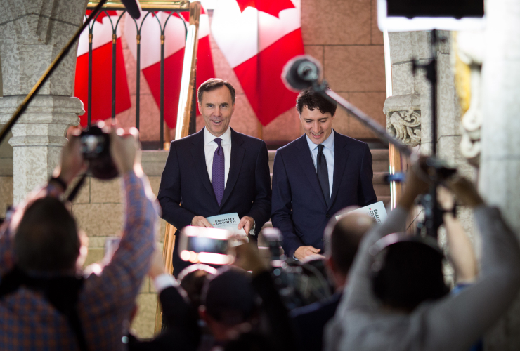 Bill Morneau, Justin Trudeau, budget