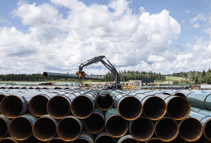 Pipe, Trans Mountain pipeline, Edson, 